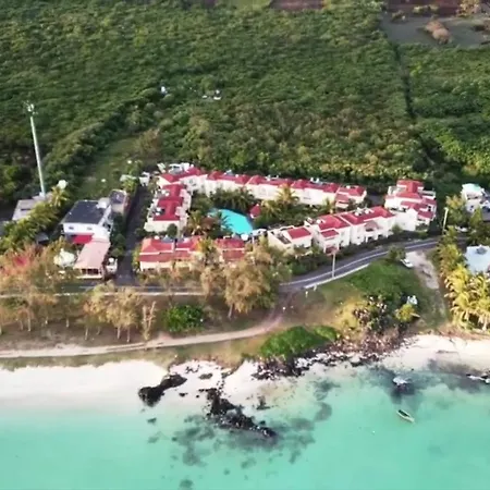 Azure Villa Belle Mare Exterior photo
